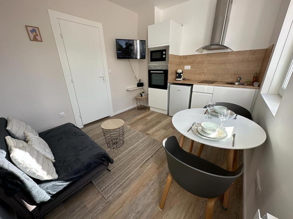 Lerelaisdodileqsl - Cambrai - Hyper Centre - Free Wifi - Ideal Couple & Famille Zewnętrze zdjęcie